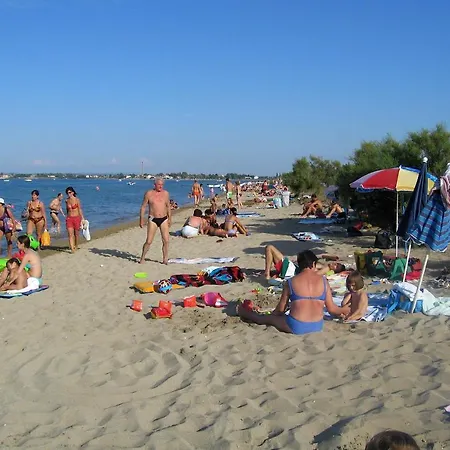 Studio 5666b شقة *